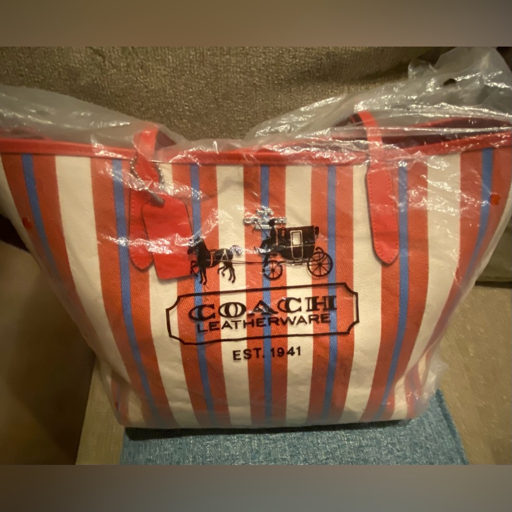 NWOT Coach Large city Tote Bag with Striped Print (Sold Out) CT825 - Picture 12 of 12